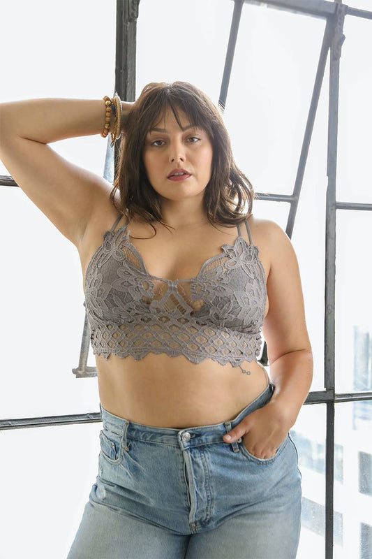 Bralette largo de ganchillo de encaje de talla grande